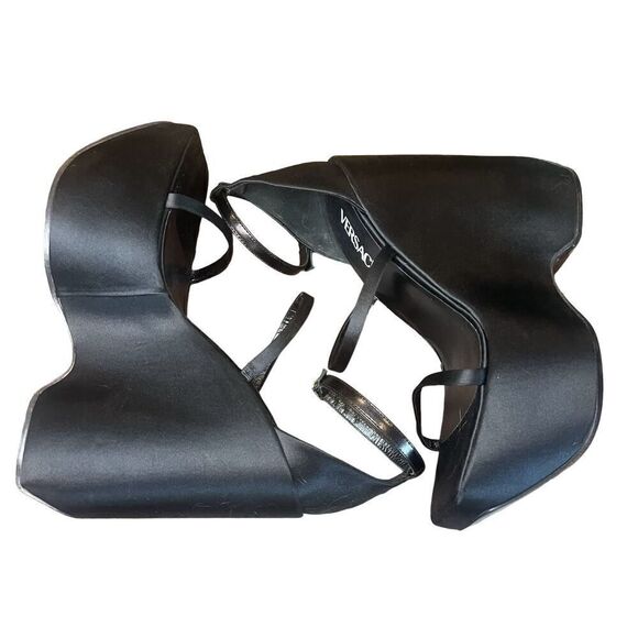 VERSACE Satin platform sandals in Black NWOB Size 40 or US 10 - Picture 4 of 9